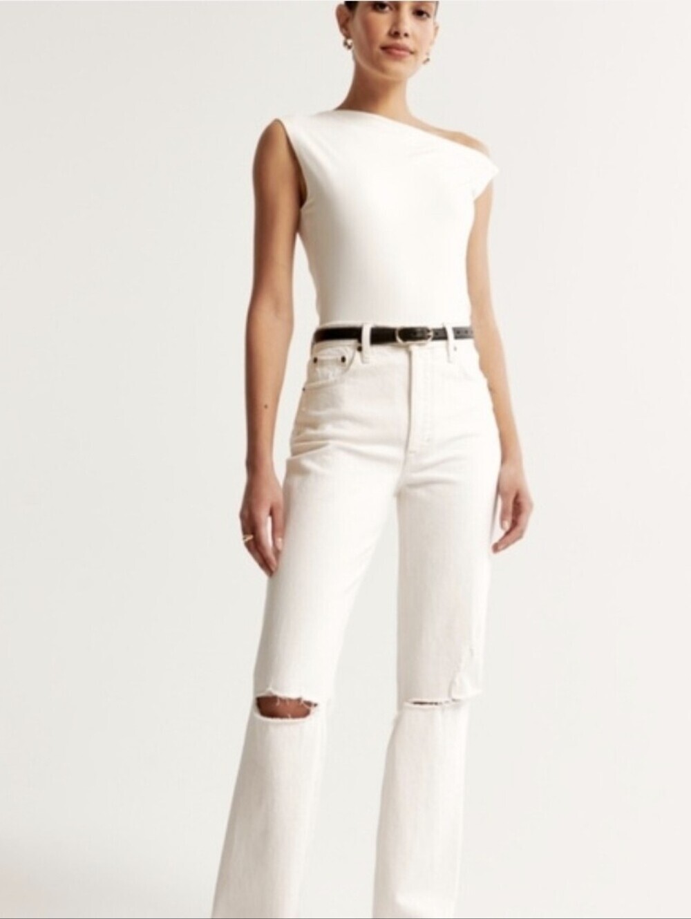 Nwt Abercrombie & Fitch 90s Straight Ultra High Rise Cream Ripped Jeans Sz 4/27L